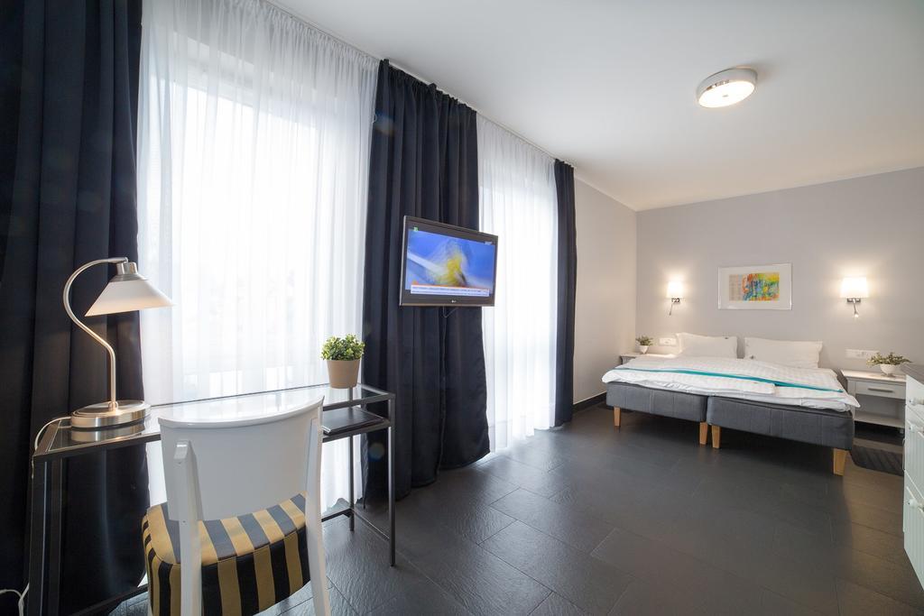 Hotel Amber Suite & Spa - Enklawa Dla Doroslych (Adults Only) เมียนซีวอเจีย ภายนอก รูปภาพ